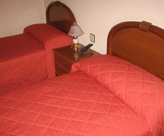 Hostal Sancho Garcia Espinosa de los Monteros Pokoj fotografie